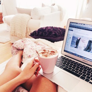 Работа в интернете для мамочек в декрете зп от 38 000р - blanket-chantilly-chocolate-girl-Favim.com-1720072.jpg