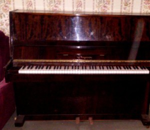 Отдам даром пианино Лирика - IMG-20170302-WA0000.jpg