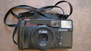 Музыкальный микро центр, пленочный фотоаппарат, электромассажер, SPA центр для рук - IMG_3668.JPG