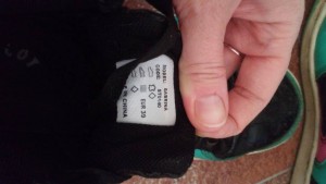 кроссовки 39 отдам - 20170331_100747.jpg