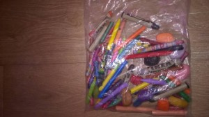 Отдам восковые карандаши и мелки б у,тесты 2-3года - WP_20170514_001.jpg