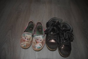 Приму в дар обувь для двух девочек 28-29, 36-37 - DSC_0504.JPG