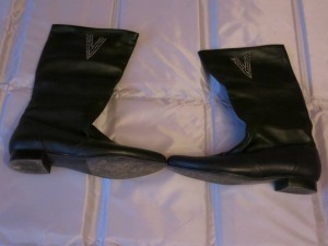 4. Сапоги, р39, 1000р. <br />Сезон весна-осень. Ношены мало, велики.