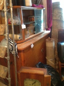 ОТДАНО - сервант комн.jpeg