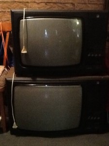 Нужен ламповый телевизор или радиола для радиорукоделия - image.jpg