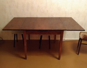 Отдам стол в Долгопрудном - P_20170812_204112_vHDR_Auto_1.jpg
