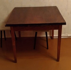 Отдам стол в Долгопрудном - P_20170812_204301_vHDR_Auto_1.jpg