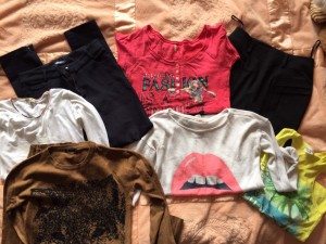 ОТДАМ ДАРОМ ПАКЕТ ЖЕНСКИХ ВЕЩЕЙ 40-42 размера - -ikZG8RkEjE.jpg