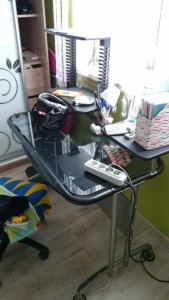 отдам компьютерный стол - thumbnail_DSC_0332.jpg