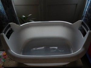 отдам тазик-ванночку - DSCN7534.JPG