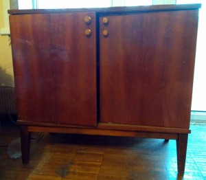 Отдам даром комод, 2 секции стенки - IMG_20171111_121045.jpg