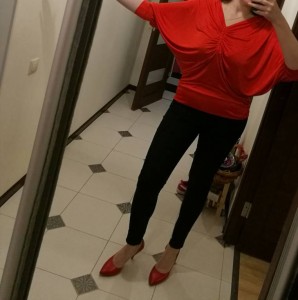 Блуза атласная летучая мышь красная 48-50 - IMG_20171112_023921.jpg