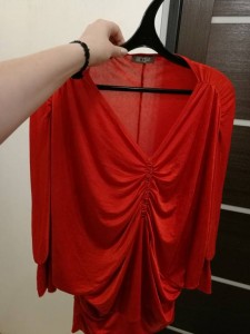 Блуза атласная летучая мышь красная 48-50 - IMG_20171112_010644.jpg