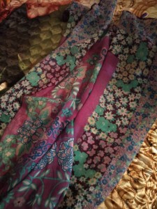 Отдам в дар шапки, платки, футболки - IMG_20171112_024442_HHT.jpg