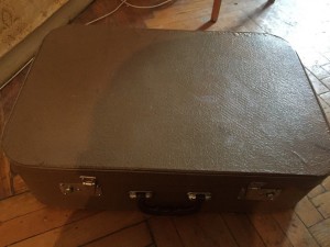 Чемодан отдам - zrq0q1v9OqI.jpg