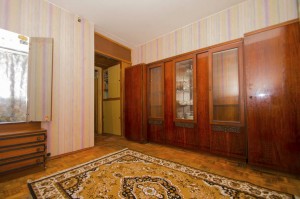 Отдам небольшую советскую стенку - image.jpeg