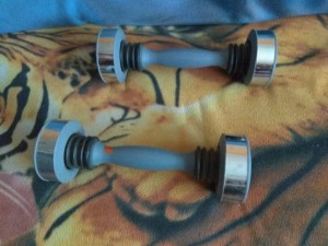 Гантели По 2 кг каждая отдано - 1b5501beb9222a28500867e5b648fb9e088c3f5e.jpg