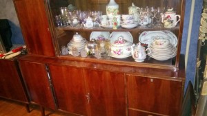 Даром. Все содержимое уже продано