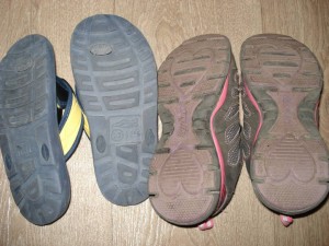 Обувь разная для девочки- 4 пары - DSC07150.JPG