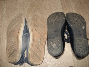 Обувь разная для девочки- 4 пары - DSC07151.JPG
