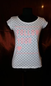 Футболка xs-s 100 рублей - image.jpg