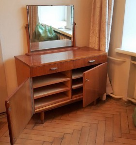 даром туалетный столик . - 20181003_150033.jpg