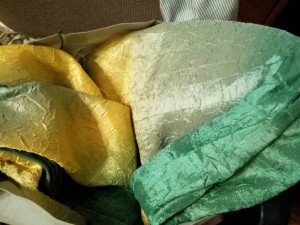 Приму в дар отрезки тканей, остатки материала, костюмы платья для занятий танцами. - ткань1.jpg