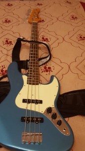 Отдам бесплатно гитару - 20180113_225027.jpg