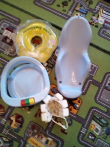 ОТДАНО Отдам ходунки, все для купания младенца, развивающий коврик, погремушки - IMG_20181111_155341.jpg