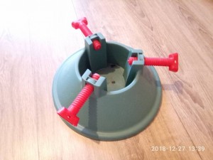 даром подставка для живой елки - WCgz6T70X3E.jpg