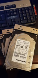 Отдам HDD 73GB серверные sas-подключение за шоколад  - 20190422_190158.jpg