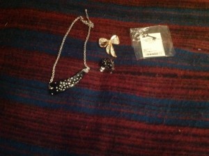 Отдам бижутерию - image.jpeg