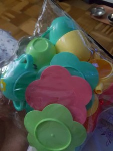 Посудка детская,коляска для кукол приму в дар - 20190901_043120.jpg