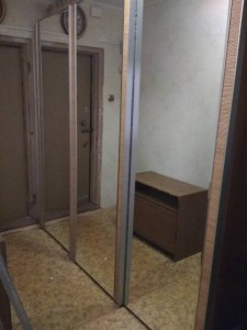 Отдам бесплатно мебель шкафы, комоды, кровать, электрокамин из-за ремонта. - AryPvDggLQs.jpg