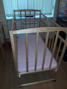 Отдам кроватку с матрасиком - 20190831_150318.jpg