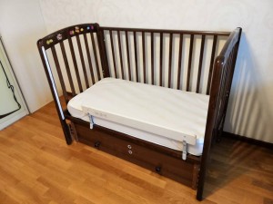 Кроватка с механизмом качания и матрасик в добрые руки. - IMG-20200127-WA0002.jpg