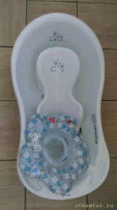 Отдам даром ванночку, горку и круг для купания - IMAG1959.jpg